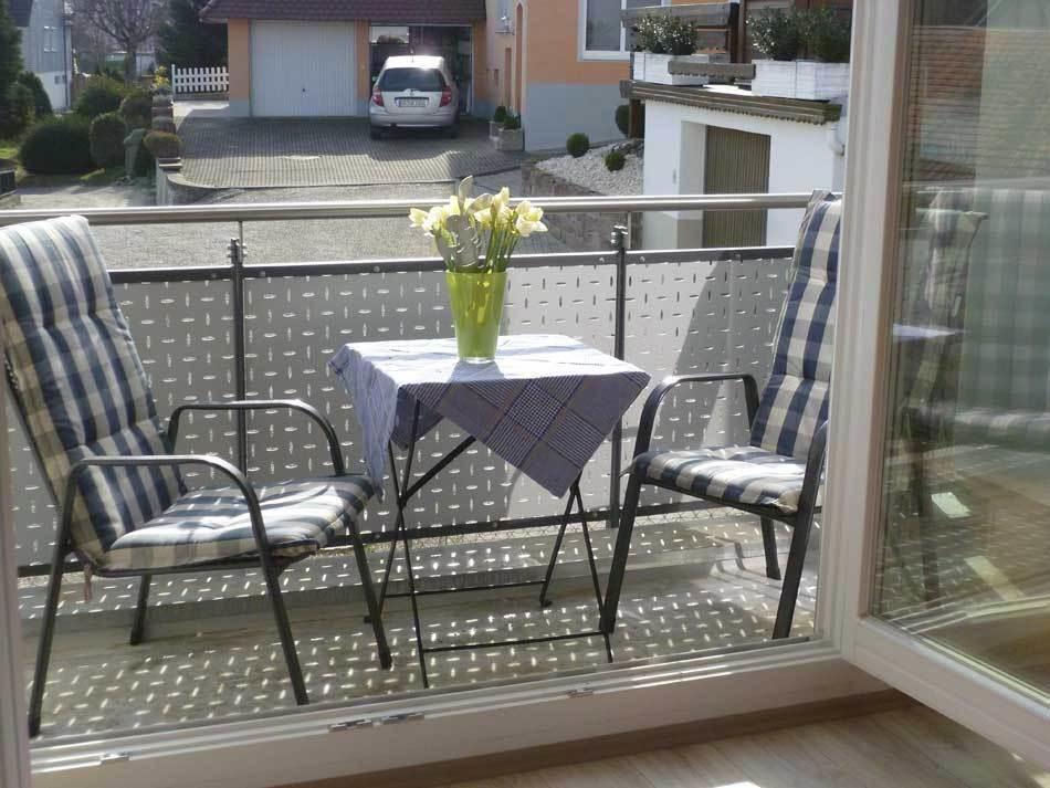 Ferienwohnung Am Bienenfeld Етенхайм Стая снимка